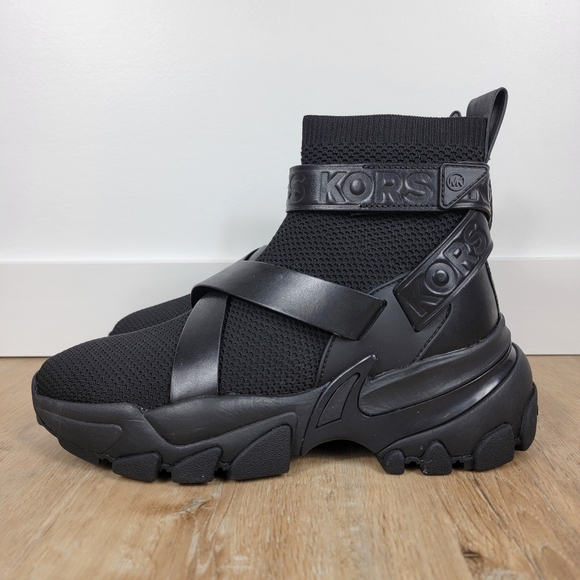 🆕️MICHAEL Michael Kors Nick Strap Bootie Sneaker - Picture 3 of 7